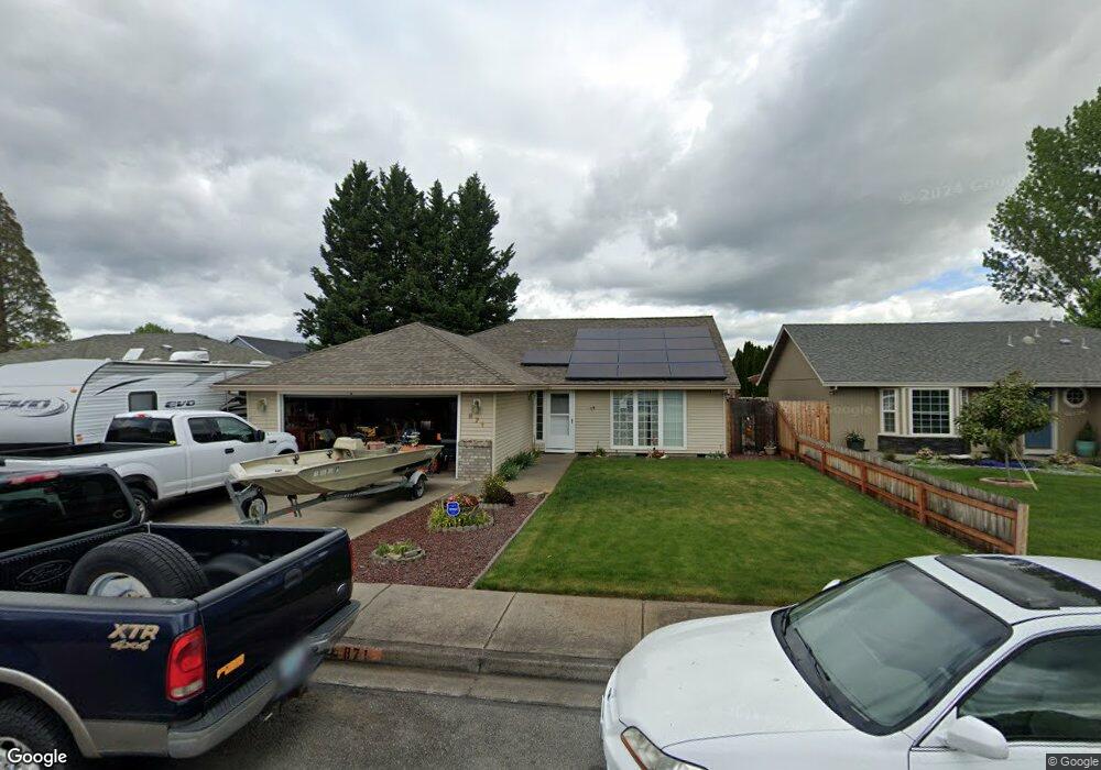 871 Forest Glen Dr, Central Point, OR 97502 - photo 1