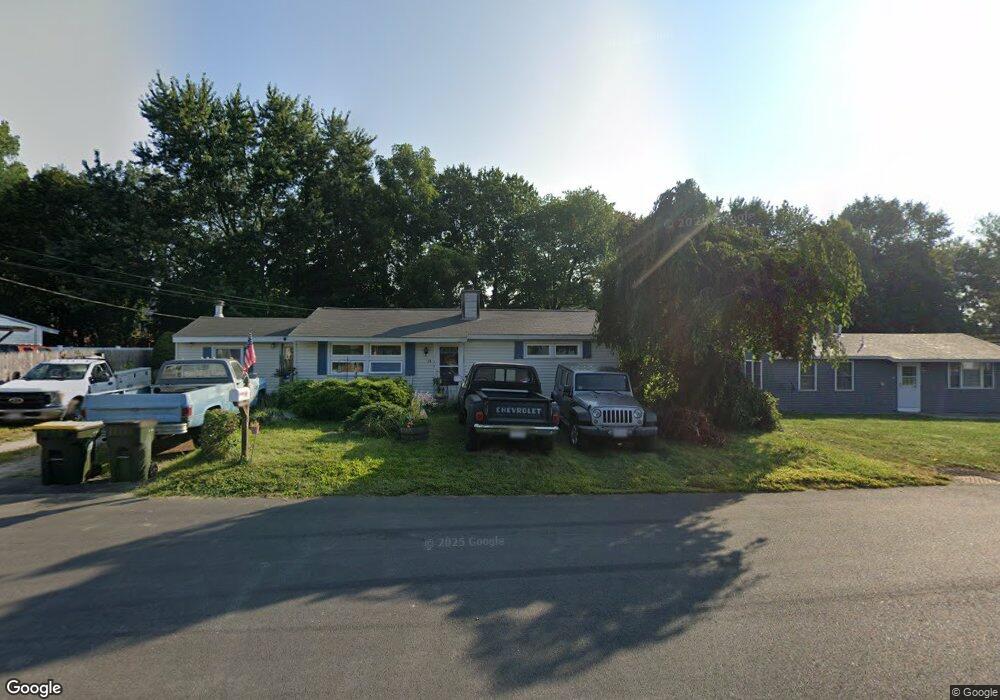 38 Rondeau Rd, Bellingham, MA 02019 - photo 1