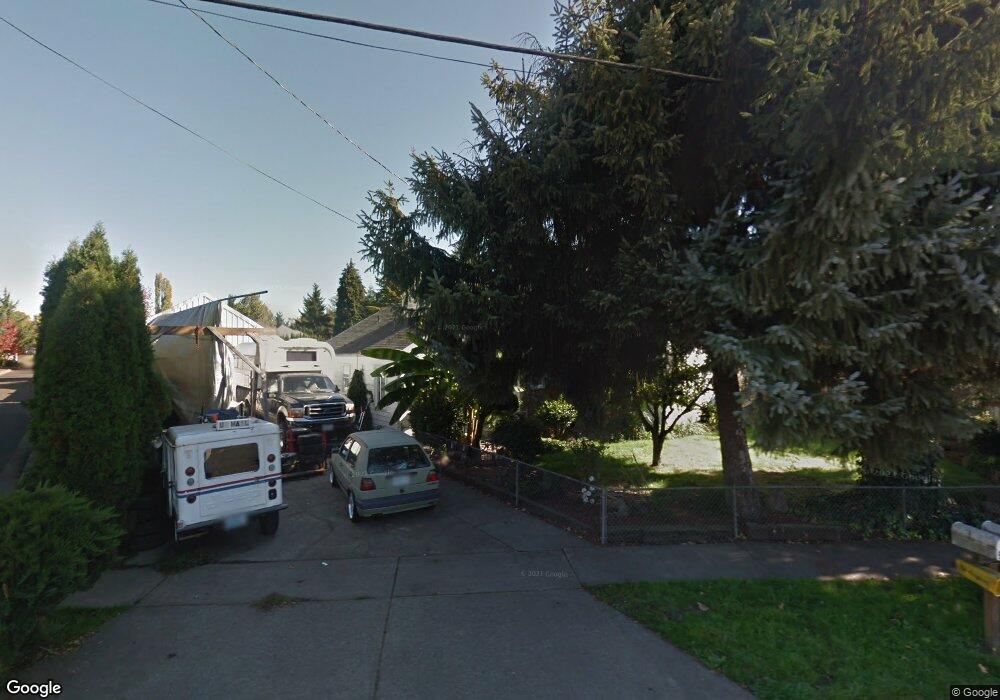 516 Dayton Ave, Newberg, OR 97132 - photo 1