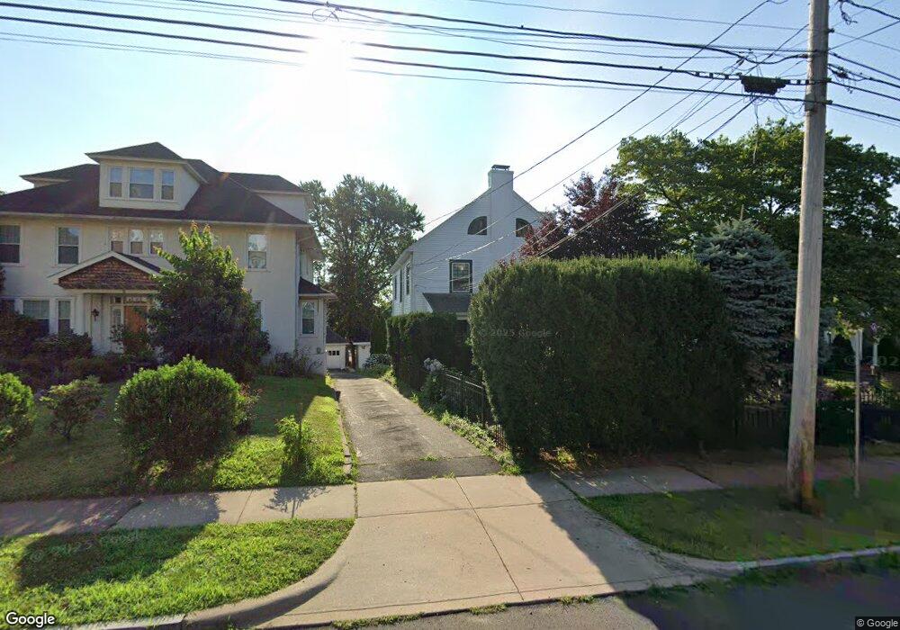 10 Arnoldale Rd, West Hartford, CT 06119 - photo 1