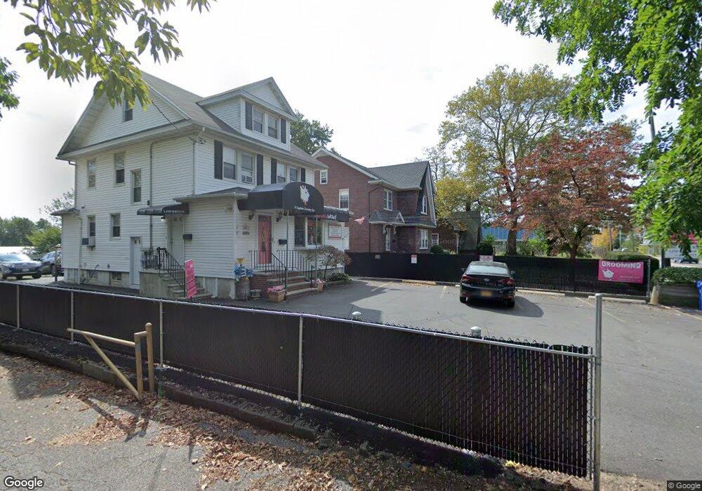 3816 Victory Blvd, Staten Island, NY 10314 - photo 1