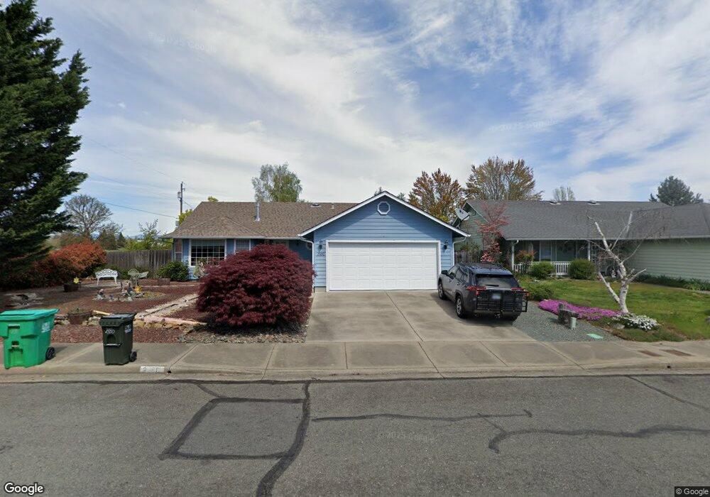 2980 Galaxy Way, Grants Pass, OR 97527 - photo 1