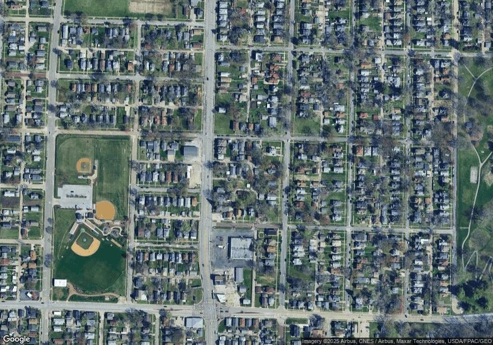 1115 15 1/2 Ave, Rock Island, IL 61201 - photo 1