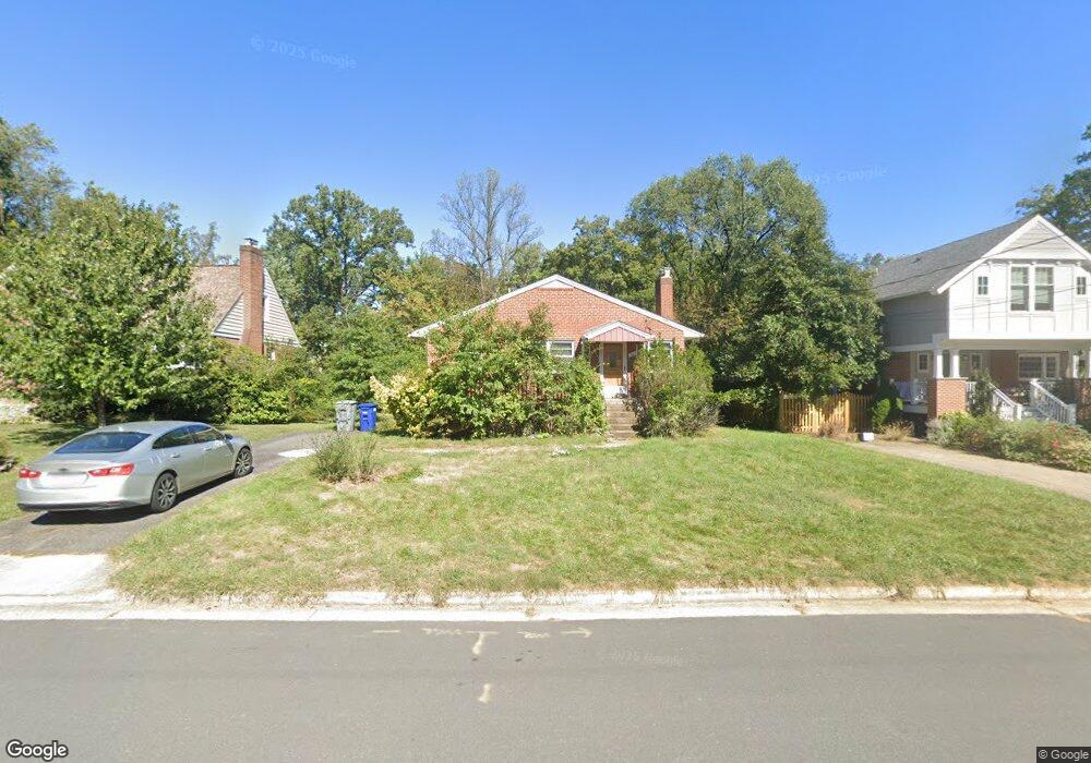 1014 Poplar Dr, Falls Church, VA 22046 - photo 1