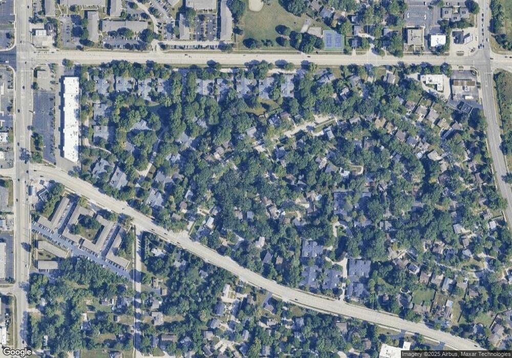 2117 Davis Ct, Rolling Meadows, IL 60008 - photo 1