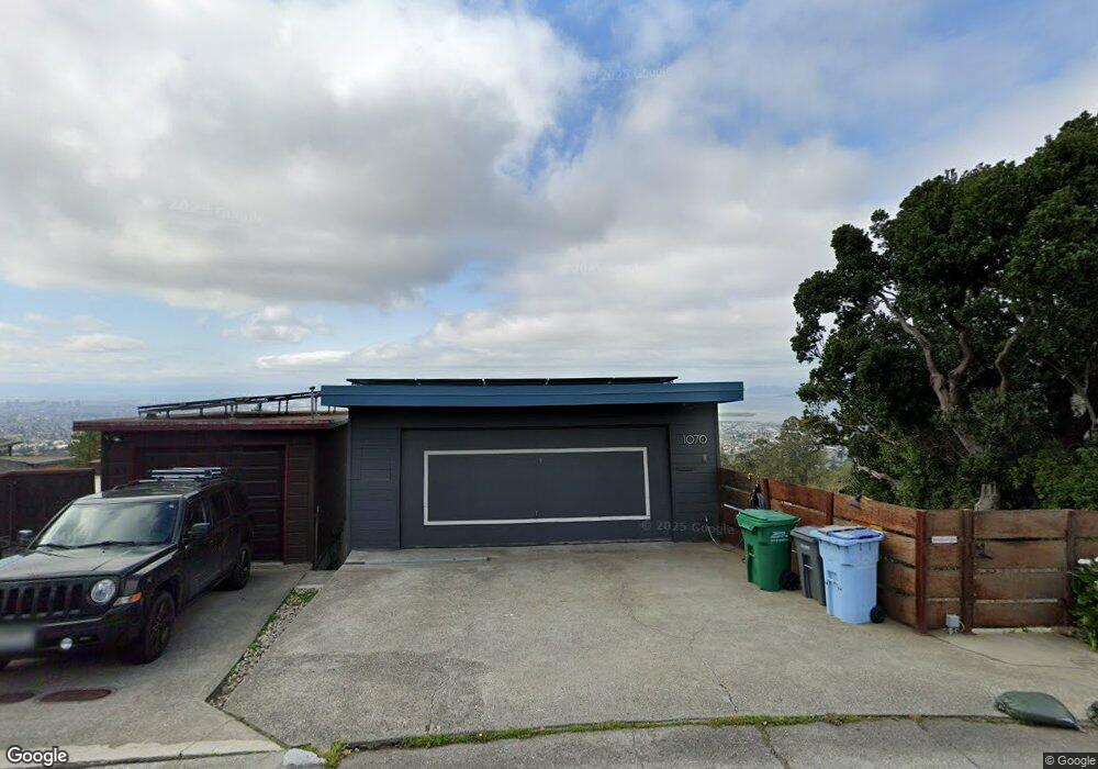 1070 Grizzly Peak Blvd, Berkeley, CA 94708 - photo 1