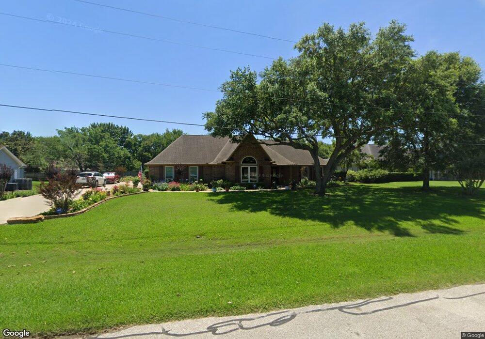 109 Oak Dr, Friendswood, TX 77546 - photo 1