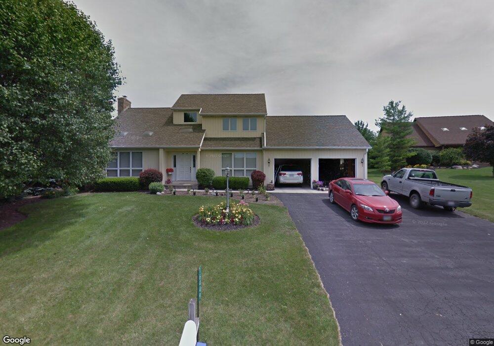 16449 Maureen Dr, Kenton, OH 43326 - photo 1