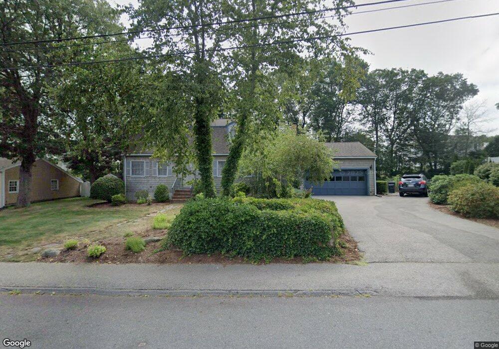 121 Springvale Cir, Weymouth, MA 02188 - photo 1