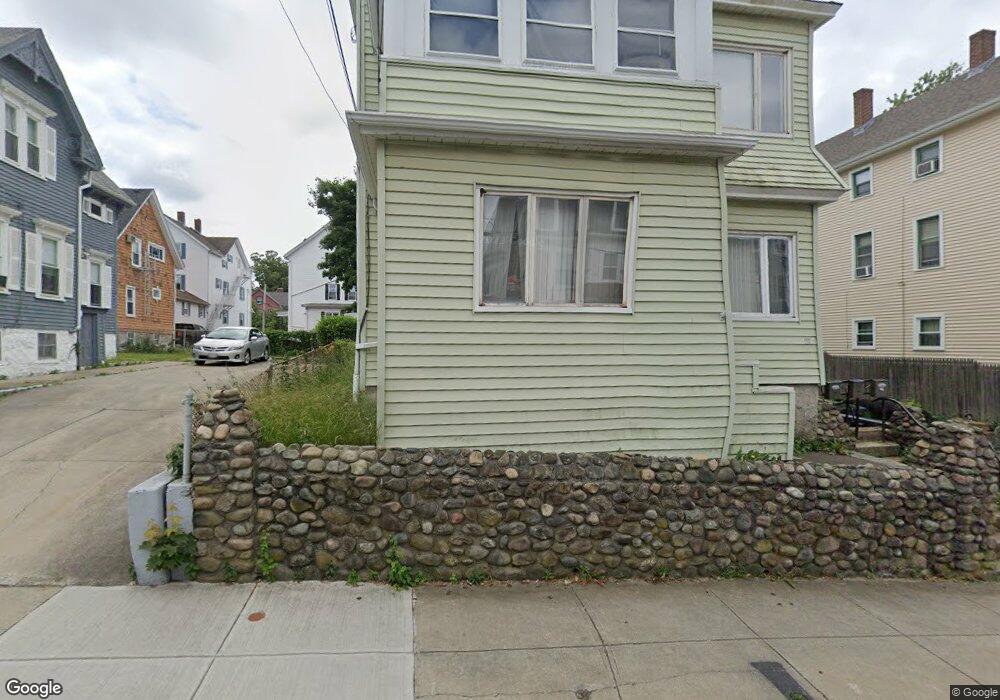 541 Osborn St, Fall River, MA 02724 - photo 1