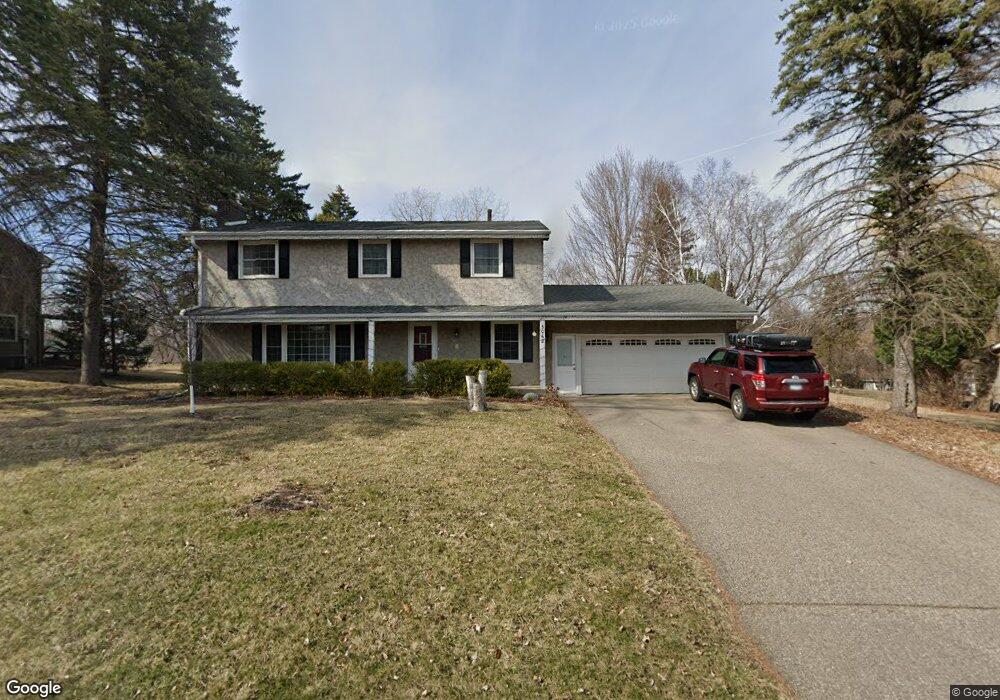 5062 Westmill Rd, Minnetonka, MN 55345 - photo 1