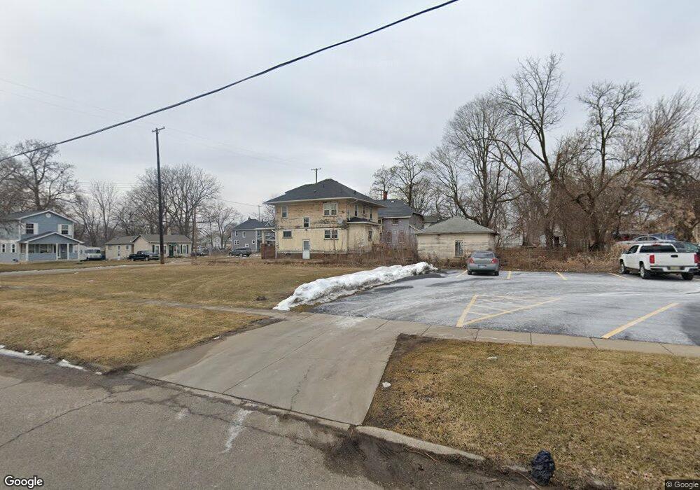 1113 Oak St, Flint, MI 48503 - photo 1