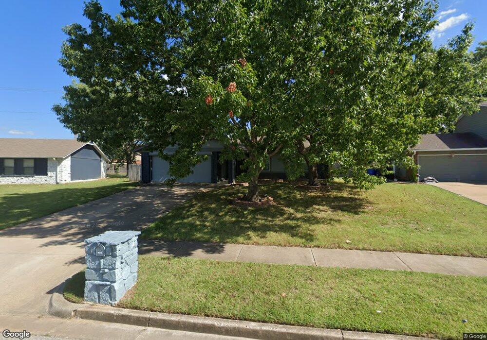 2725 S Narcissus Ave, Broken Arrow, OK 74012 - photo 1