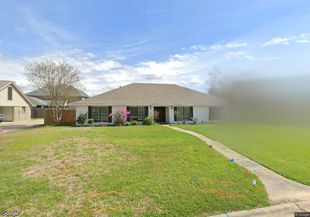 2021 Charvais Dr, Lake Charles, LA 70601 - photo 1