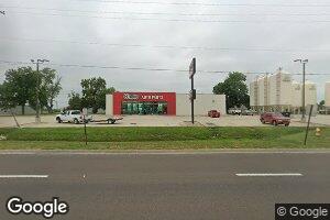 912 S 1st St, Hiawatha, KS 66434