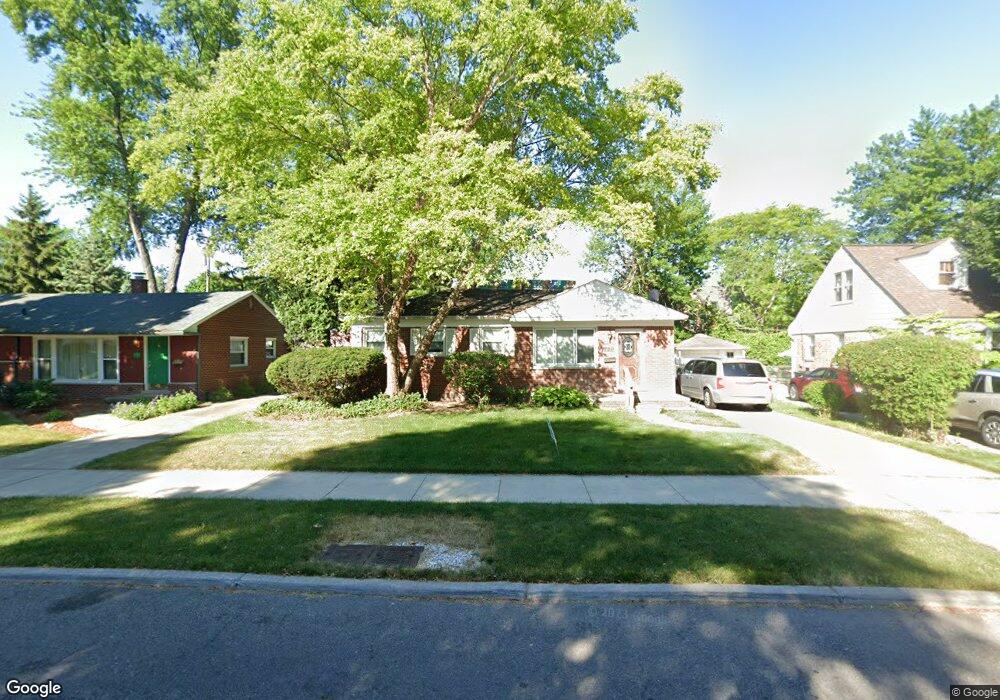 757 Notre Dame St, Grosse Pointe, MI 48230 - photo 1
