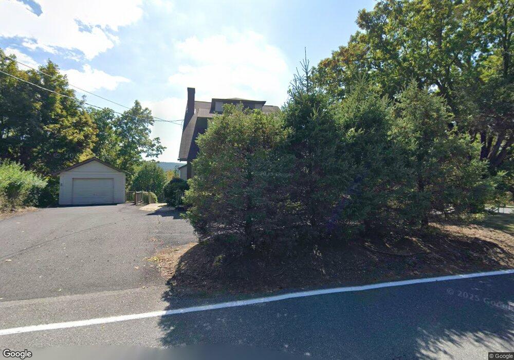 209 Stroudsmoor Rd, Stroudsburg, PA 18360 - photo 1