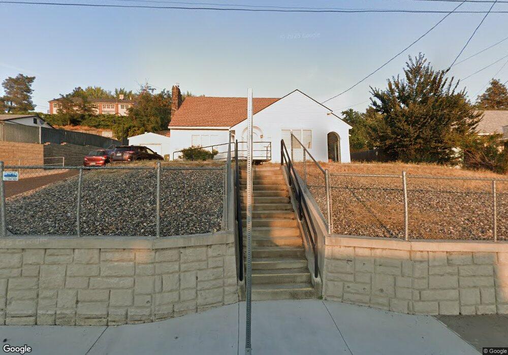 290 N Court St, Heppner, OR 97836 - photo 1