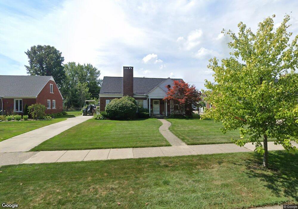 1709 Hawthorne Rd, Grosse Pointe Woods, MI 48236 - photo 1