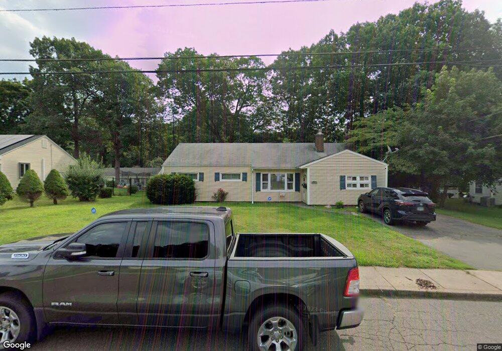 85 Elizabeth Dr, Manchester, CT 06042 - photo 1