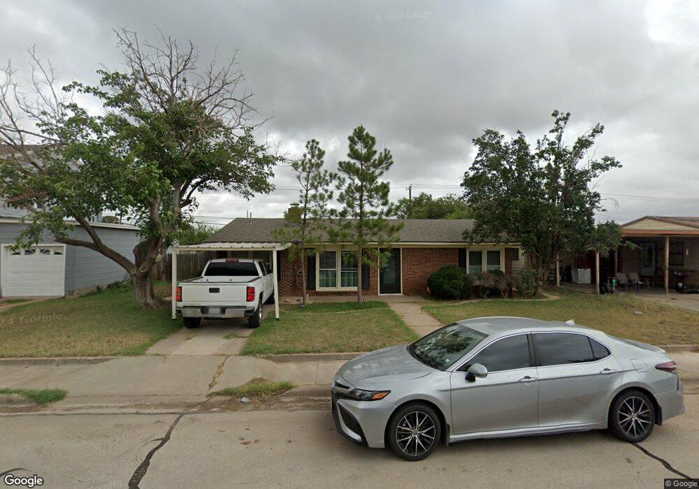 608 W Nobles Ave, Midland, TX 79701 - photo 1
