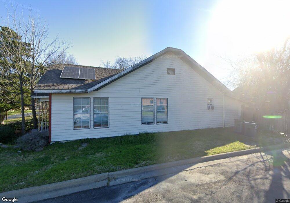 1537 W 6th Ave, Corsicana, TX 75110 - photo 1
