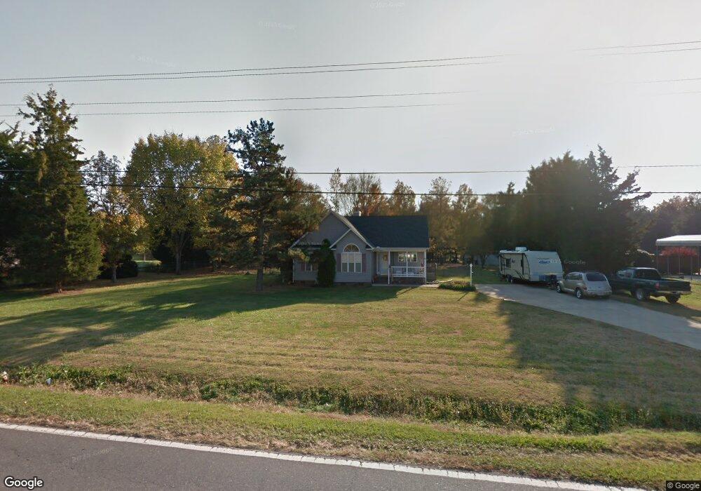 6695 Oakridge Rd, Clover, SC 29710 - photo 1