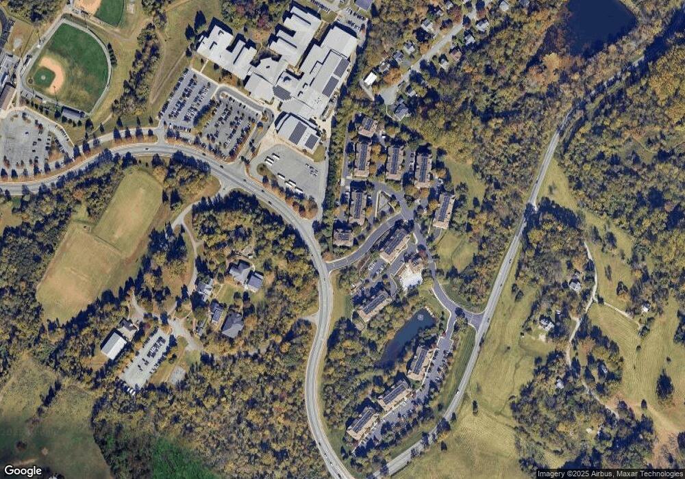 1395 Stone Creek Ln, Charlottesville, VA 22902 - photo 1