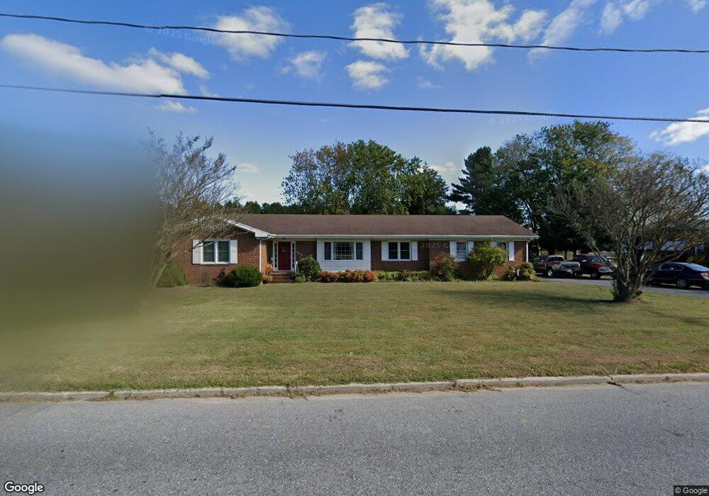 1605 Cedar St, Pocomoke City, MD 21851 - photo 1