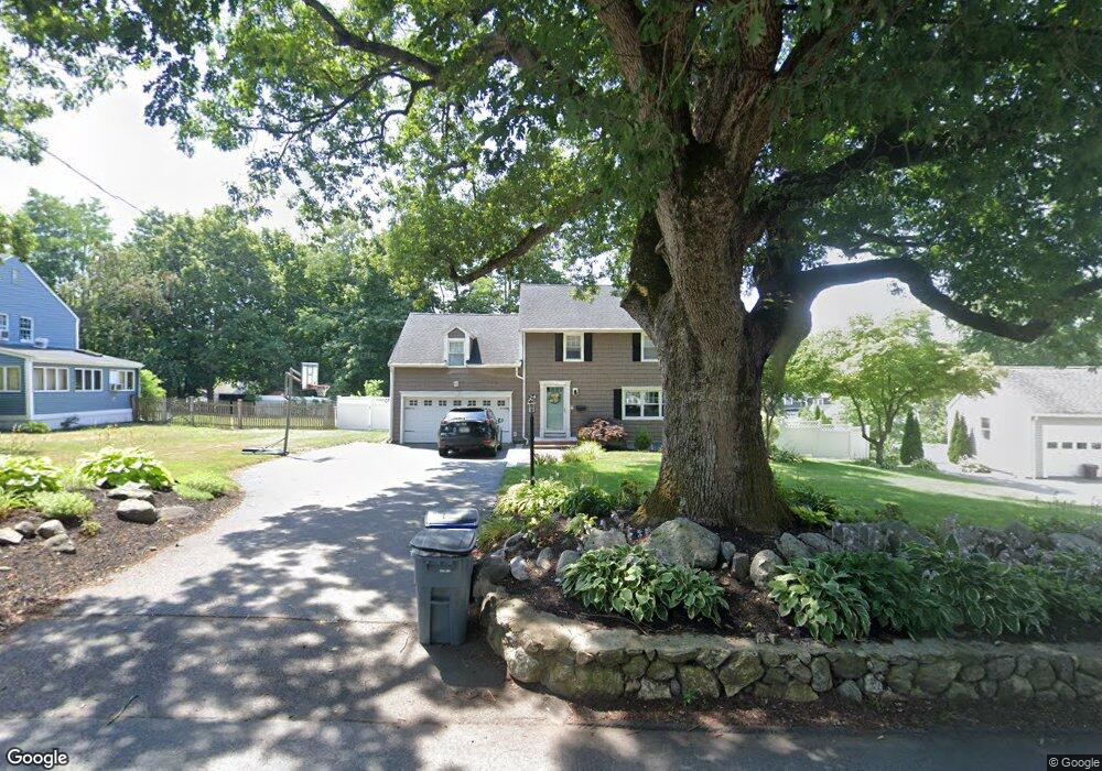 34 Wakefield St, Reading, MA 01867 - photo 1