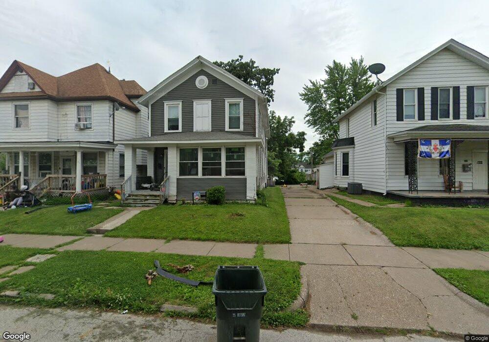 327 E 11th St, Davenport, IA 52803 - photo 1