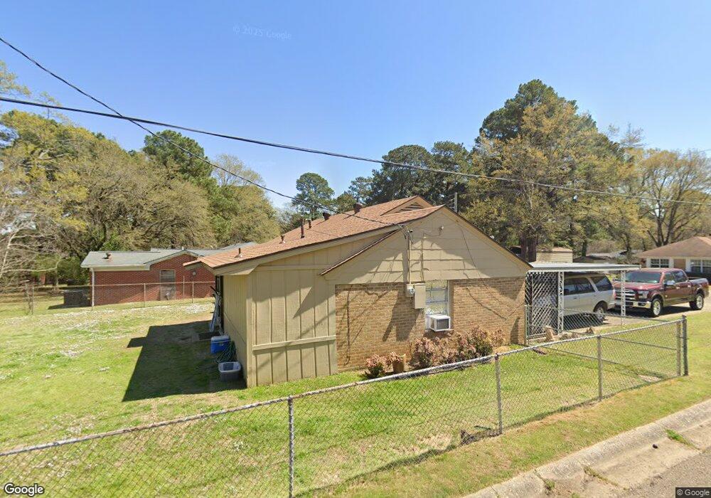 2972 Lyons St, Texarkana, TX 75501 - photo 1