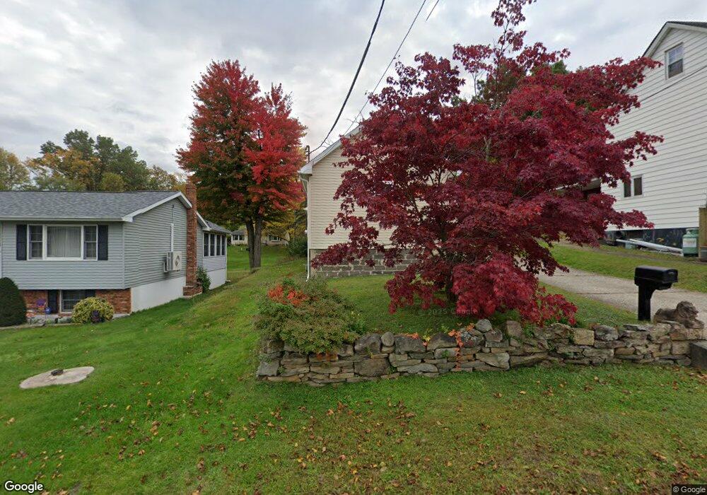 6 1/2 Esther St, Throop, PA 18512 - photo 1