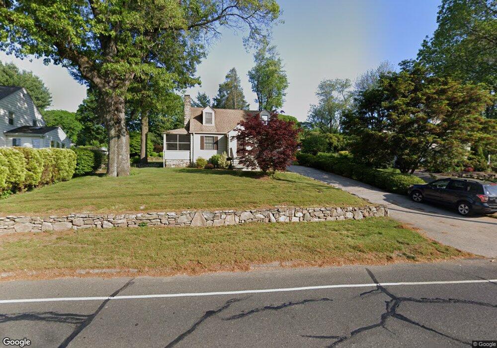 301 Edison Rd, Trumbull, CT 06611 - photo 1