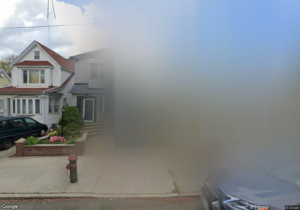 6913 Manse St, Forest Hills, NY 11375 - photo 1