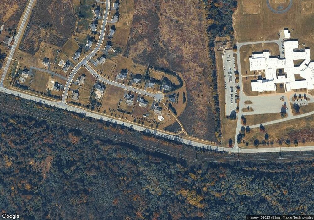 310 Derik Ct, New Castle, DE 19720 - photo 1