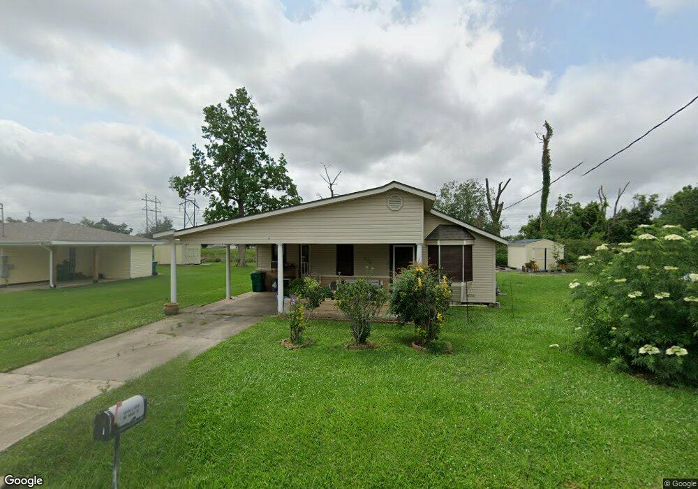 328 Beaugh Rd, Lake Charles, LA 70607 - photo 1