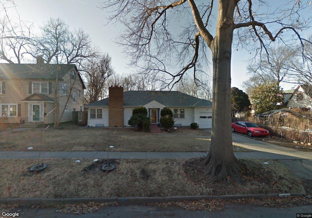 1311 SW High Ave, Topeka, KS 66604 - photo 1