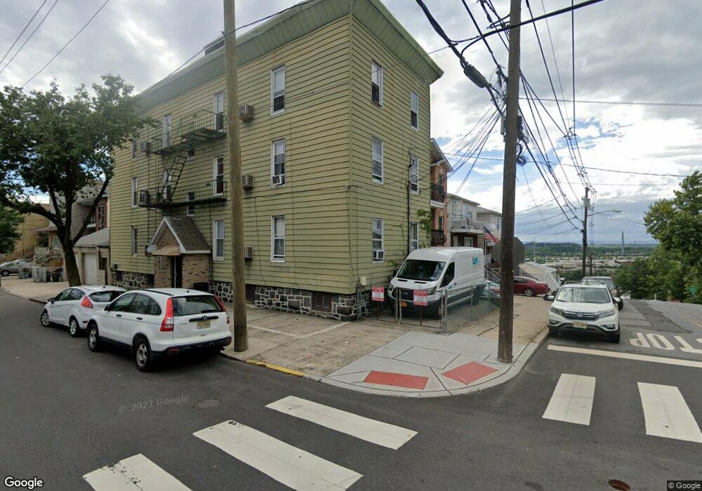 179A Lincoln St, Jersey City, NJ 07307 - photo 1