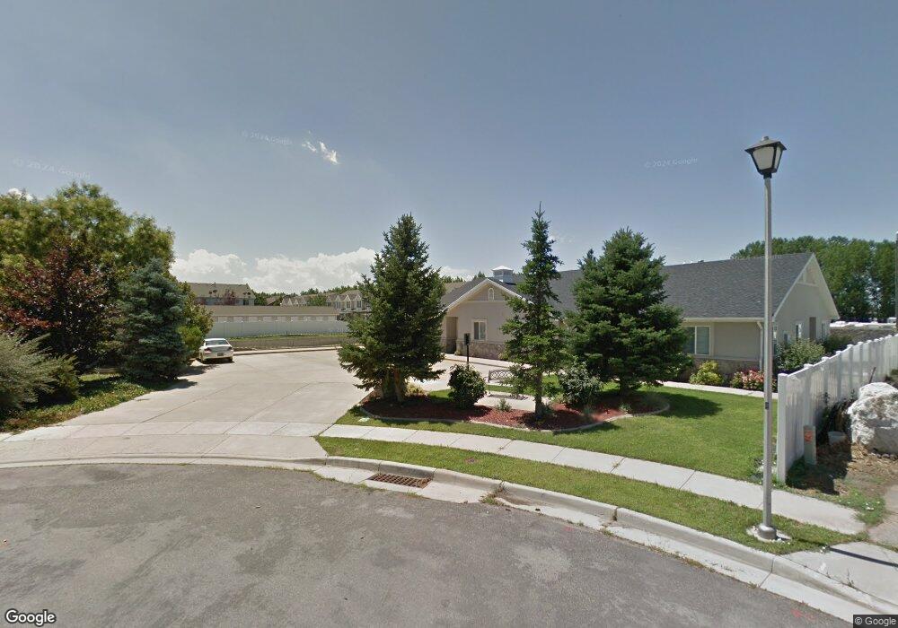 451 Rawlins Cir, Centerville, UT 84014 - photo 1