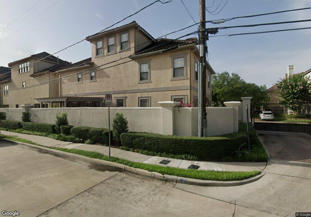 7714 N Hunters Creekway Dr, Houston, TX 77055 - photo 1