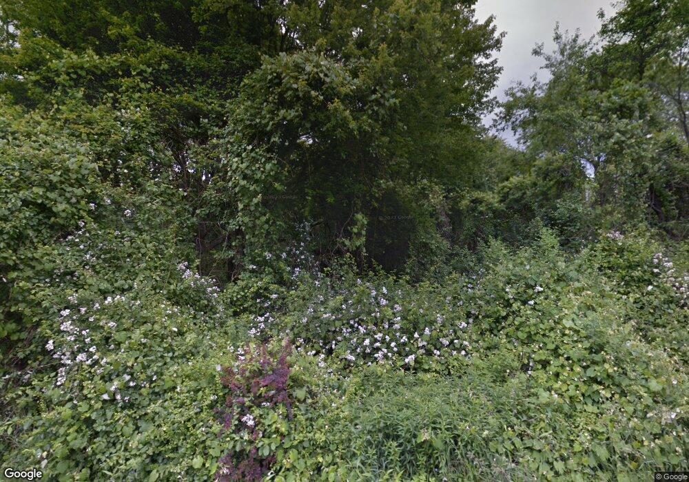 9 Twin Peninsula Ave, South Kingstown, RI 02879 - photo 1