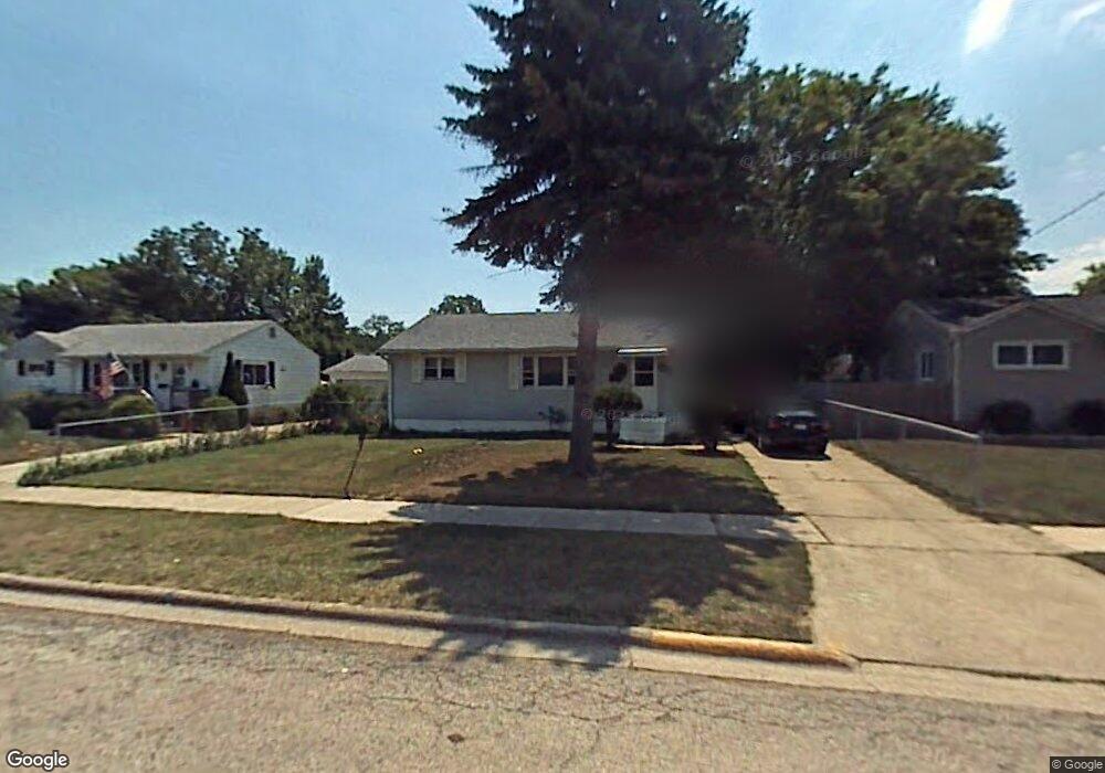 2331 Sequoit Rd, Waukegan, IL 60087 - photo 1