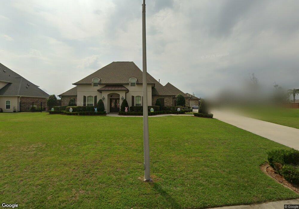 4260 Bayou Oaks Cir, Marrero, LA 70072 - photo 1