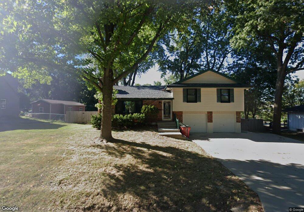 1606 NW A St, Blue Springs, MO 64015 - photo 1