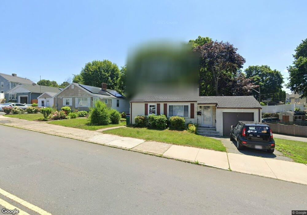 14 Maple St, Lynn, MA 01904 - photo 1