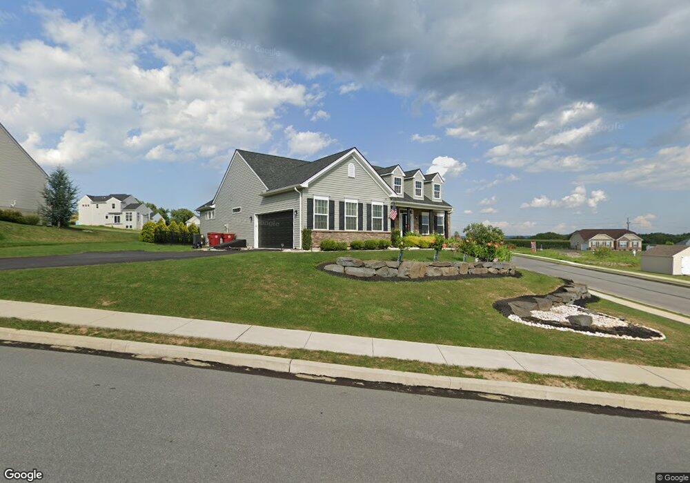 4765 Steeplechase Dr unit 121, Easton, PA 18040 - photo 1