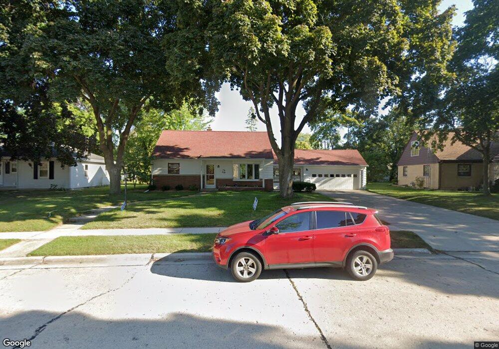 2018 Rheaume Rd, Manitowoc, WI 54220 - photo 1