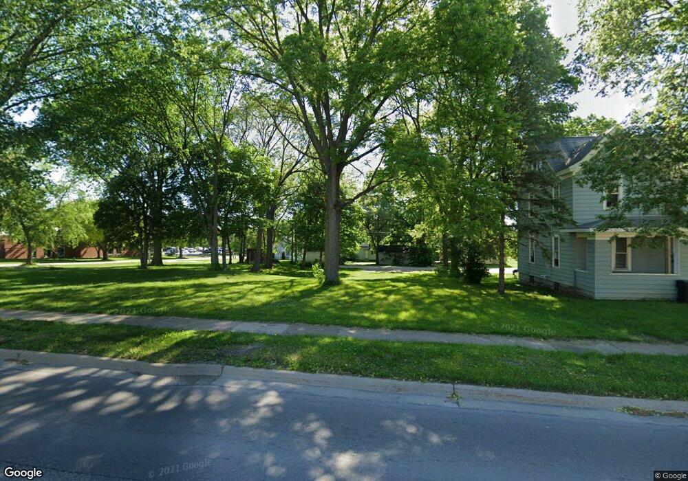 1310 Main St, Cedar Falls, IA 50613 - photo 1