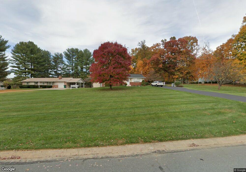 6902 Sheffield Dr, Sykesville, MD 21784 - photo 1